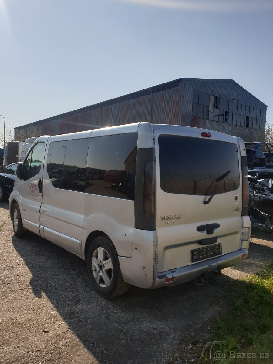 Prodám náhradní díly Renault Trafic Generation 2.5 dci. - 2