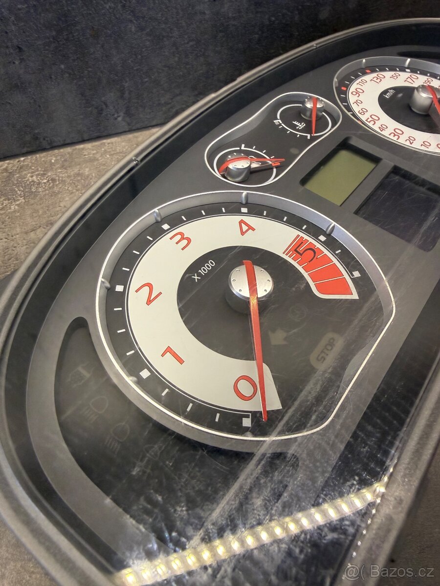 Budíky Renault Laguna SPORT - 2