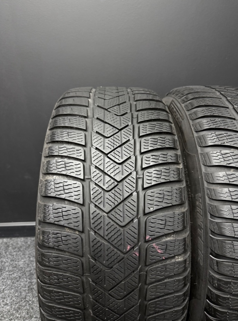 2ks pneu Pirelli 235/45/18 98V - 2