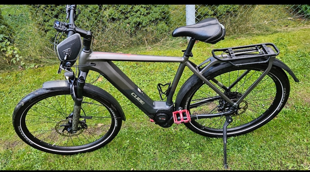 Prodam CUBE KATHMANDU SLT - 2