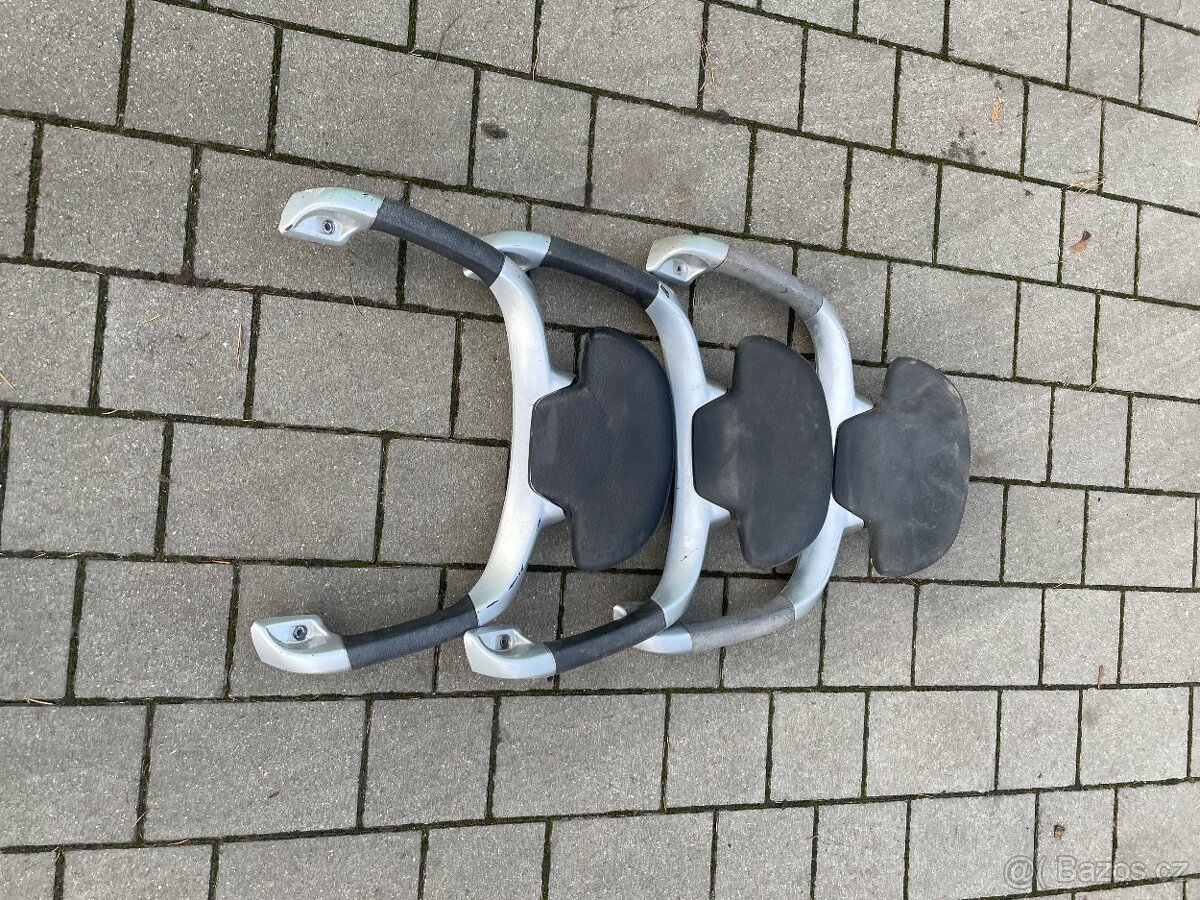 Opěrka Piaggio X-Evo ,X8 - 2