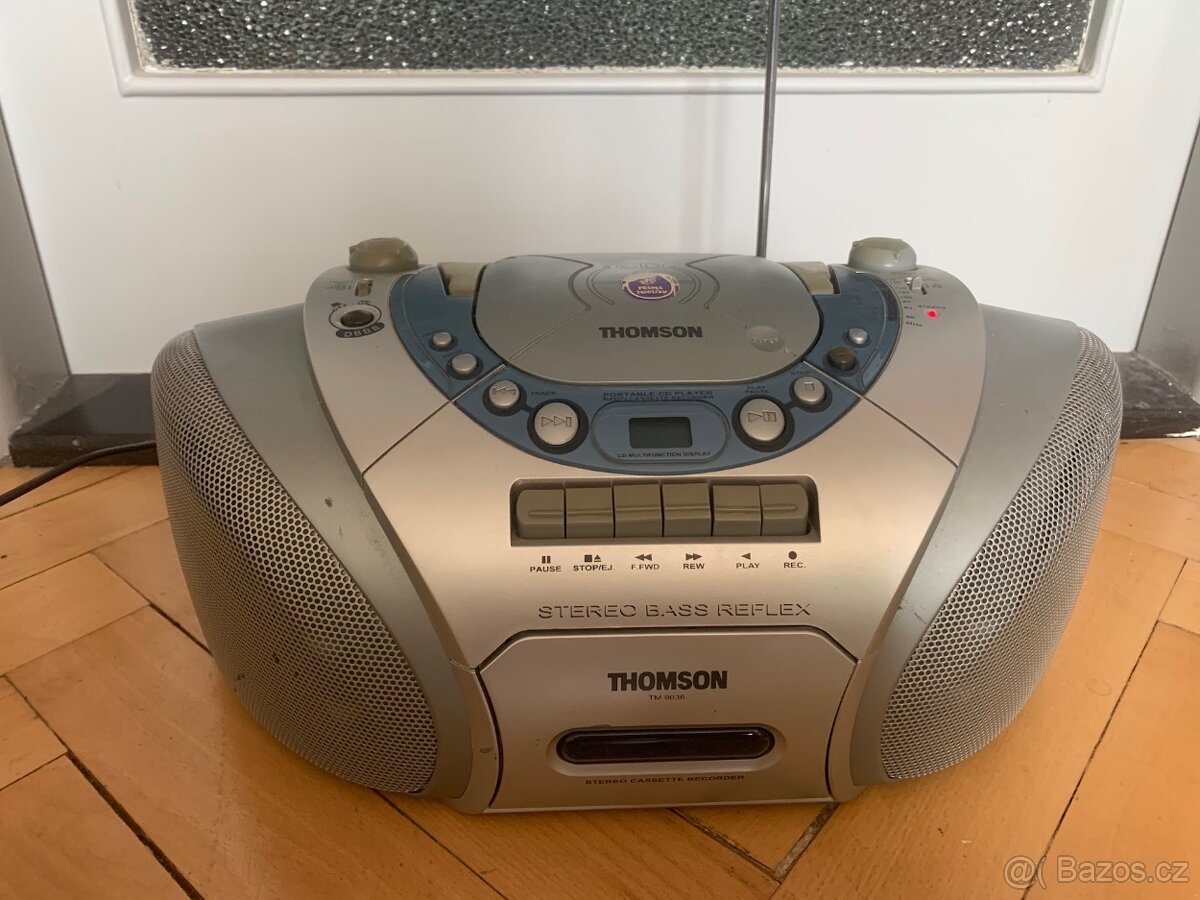 Rádio Thomson do dílny, do garáže, na chatu - 2