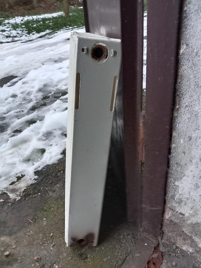 Radiátor použitý - 2