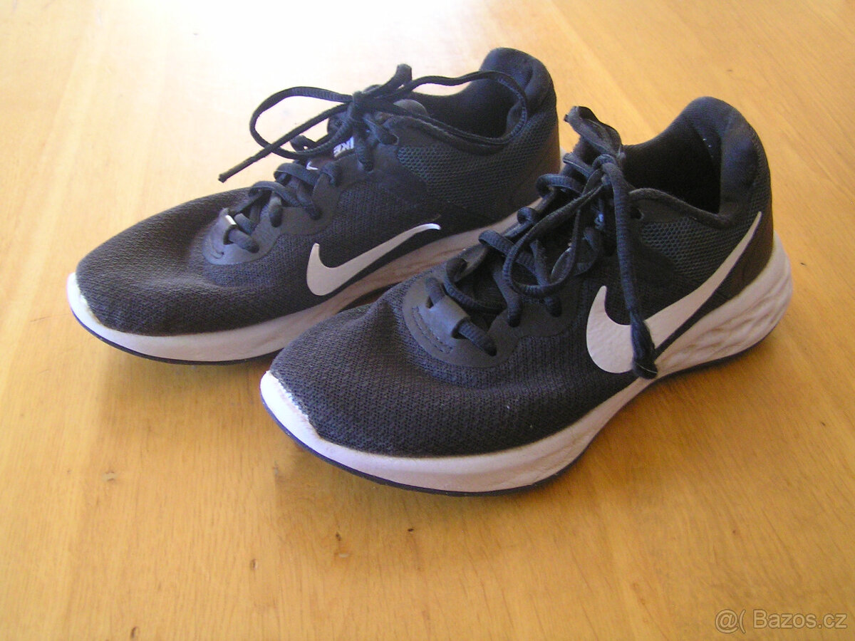 Tenisky Nike 36,5 - 2