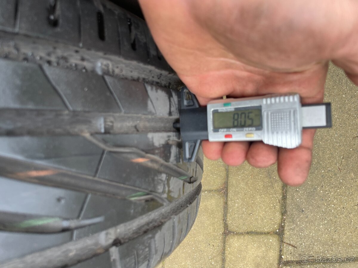 Dvě letní pneu 205/55/16 Uniroyal - 2