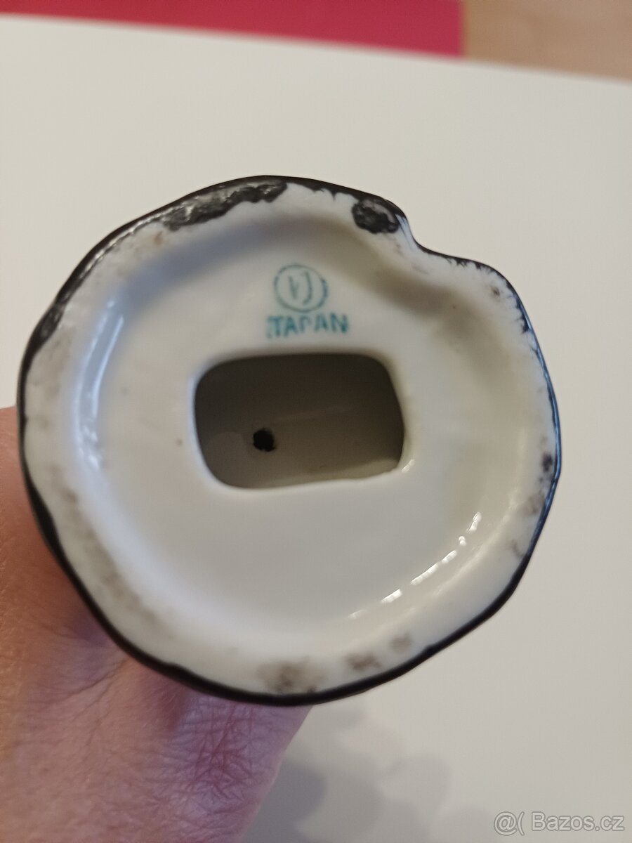 Starožitná porcelánová soška - 2