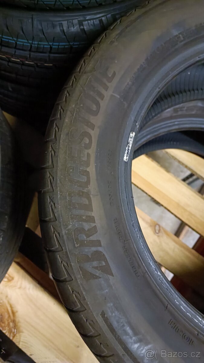 17" 2x gumy Bridgestone 235/55/17 - 2