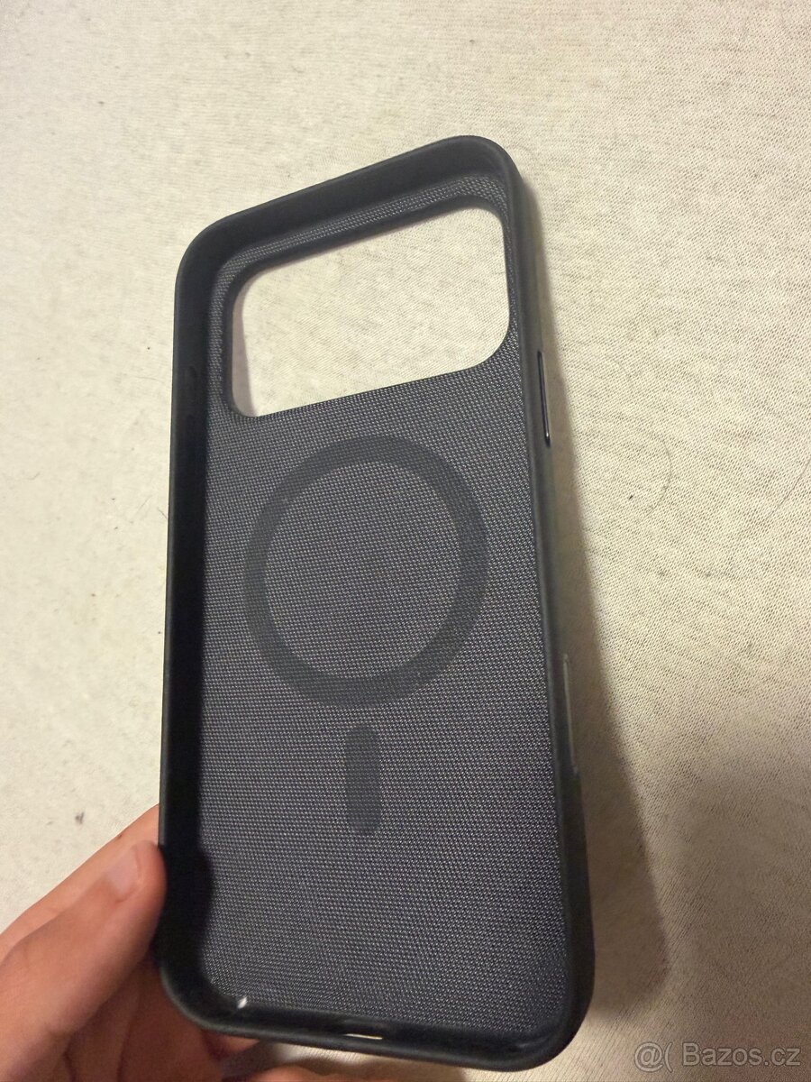 Techwoven kryt iPhone 17 pro max - 2