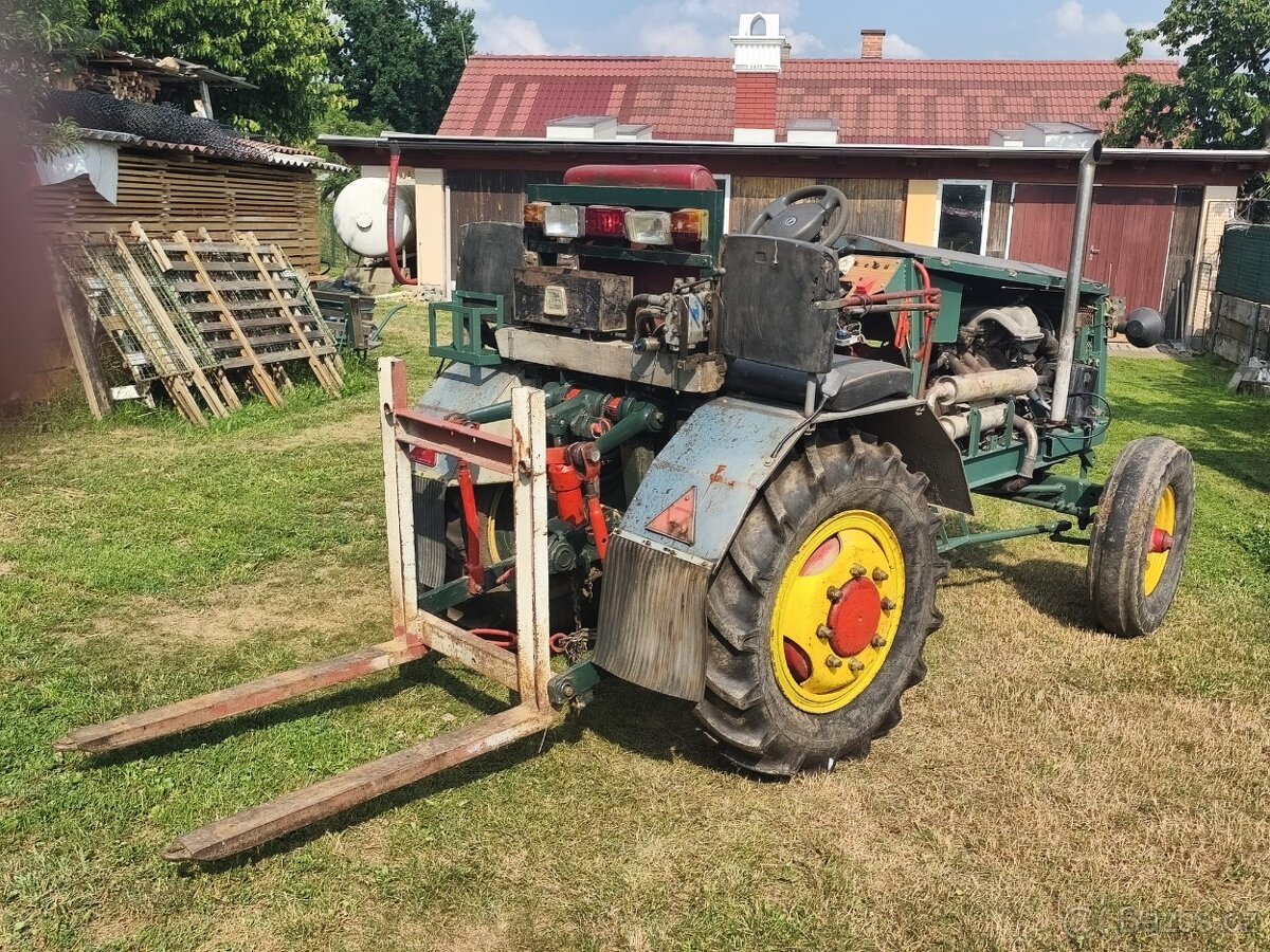TRAKTOR DOMÁCÍ VÝROBY - 2