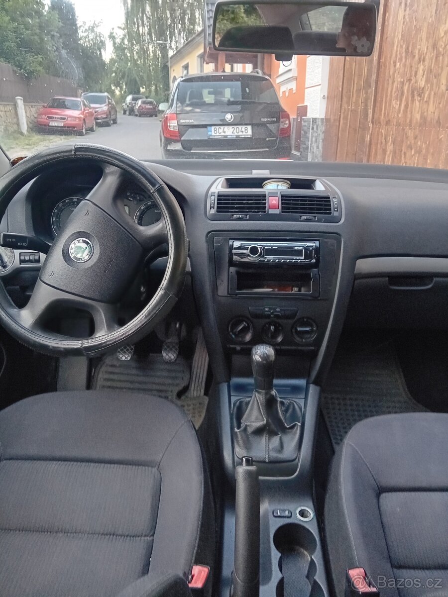 Škoda Octavia - 2