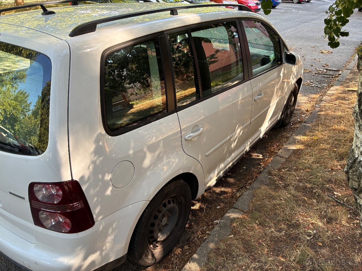 VW touran 2.0 80kw CNG - 2