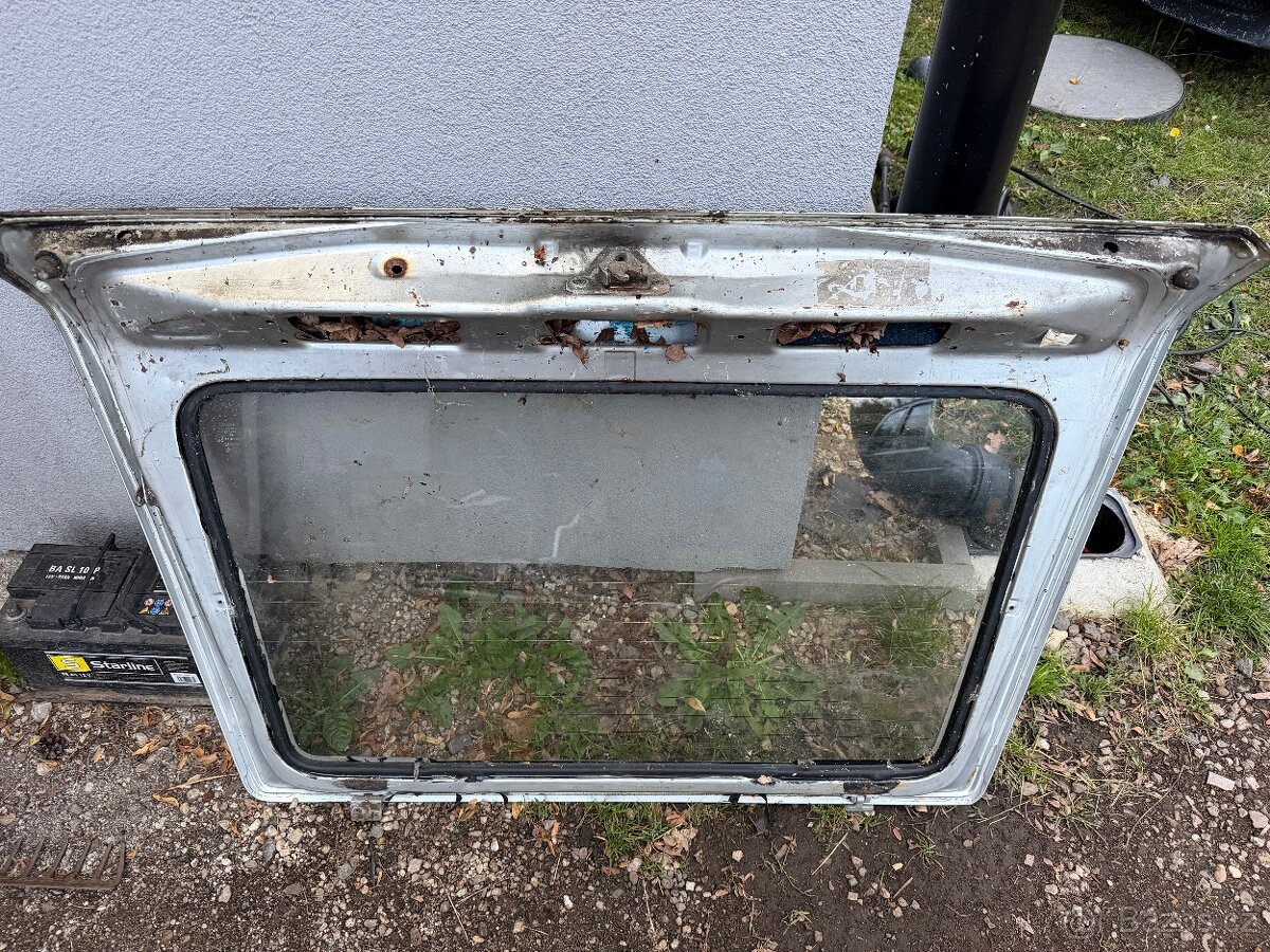 Golf mk1 zadní vrata - 2