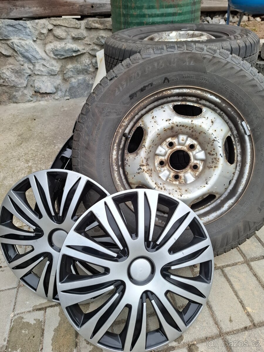 Prodám zimní pneu + plechové disky - 2