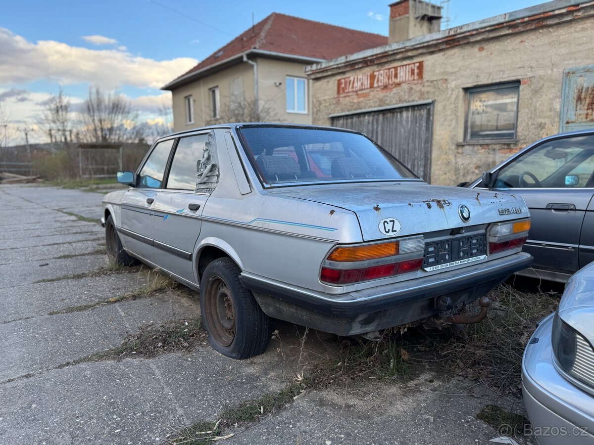 BMW E28 524td 85kW | 1984 | Na díly - 2