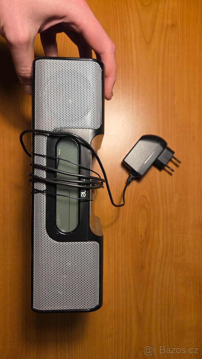 iHome Budík/Dock s ovládáním + iPod - 2