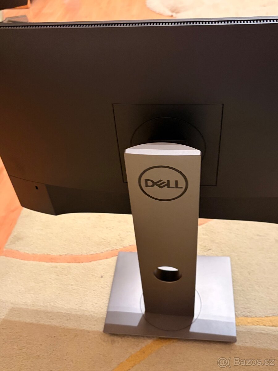 Dell Monitor 22” - 2