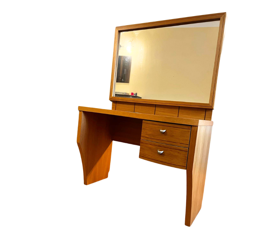 Toaletní stolek se zrcadlem - 2