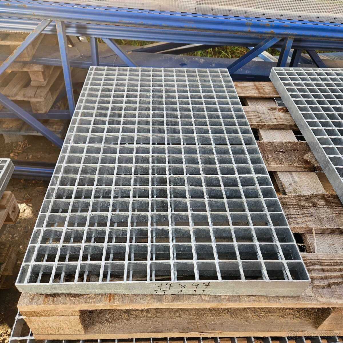 rosty a schodnice cca 100ks - 2