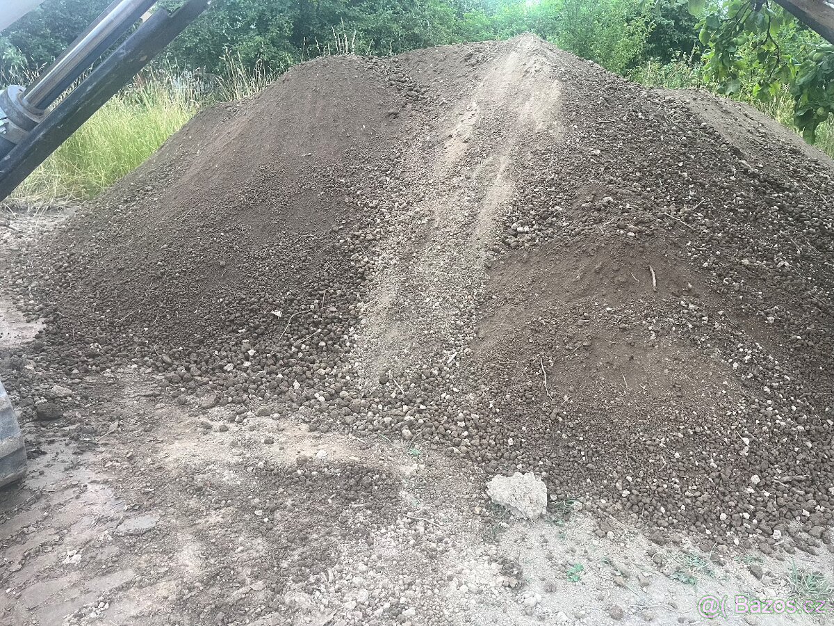 kátrovaná/tříděná zemina - 2