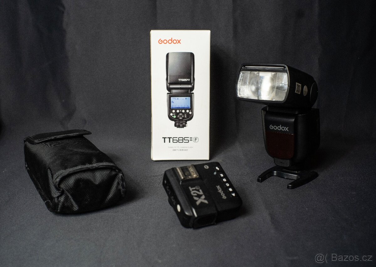 Prodám objektivy pro Fujifilm a blesk Godox TT685 ii (f) - 2