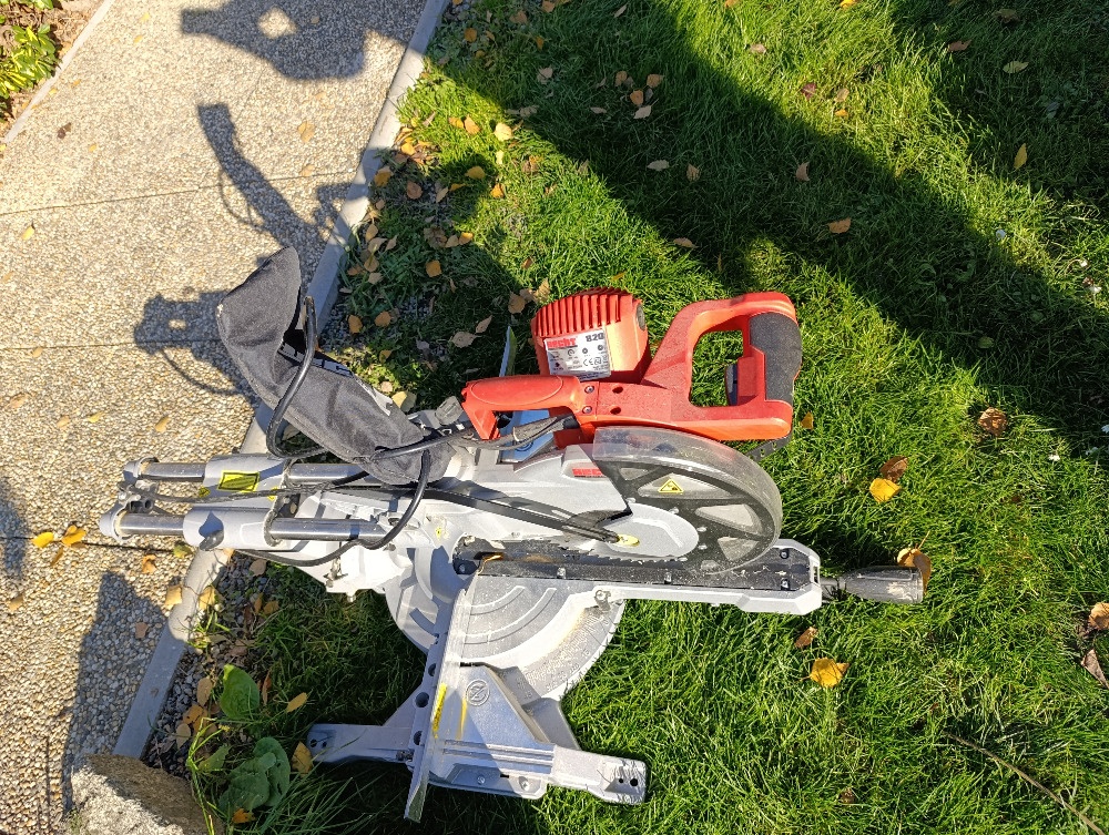 Pokosová pila s laserem - HECHT 820 - 2