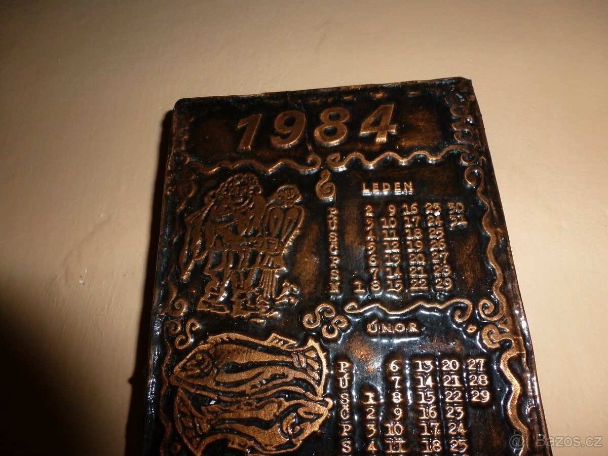 NÁSTĚNNÝ RETRO KALENDÁŘ - 2