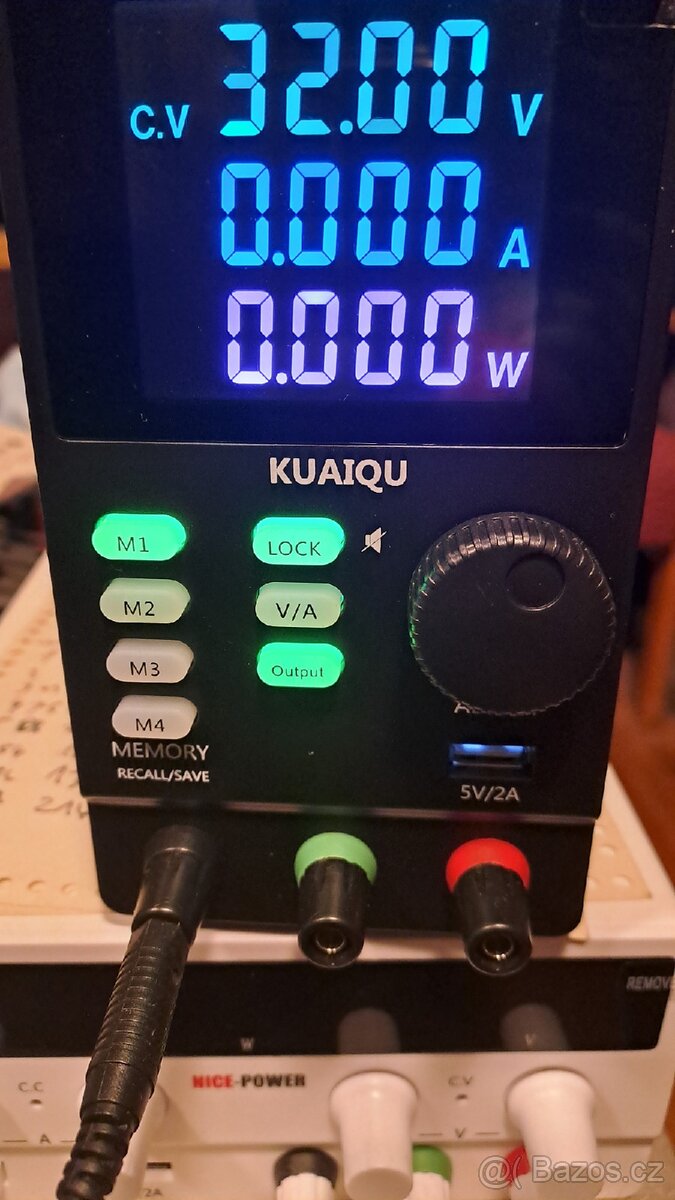 Laboratorní zdroj - 2