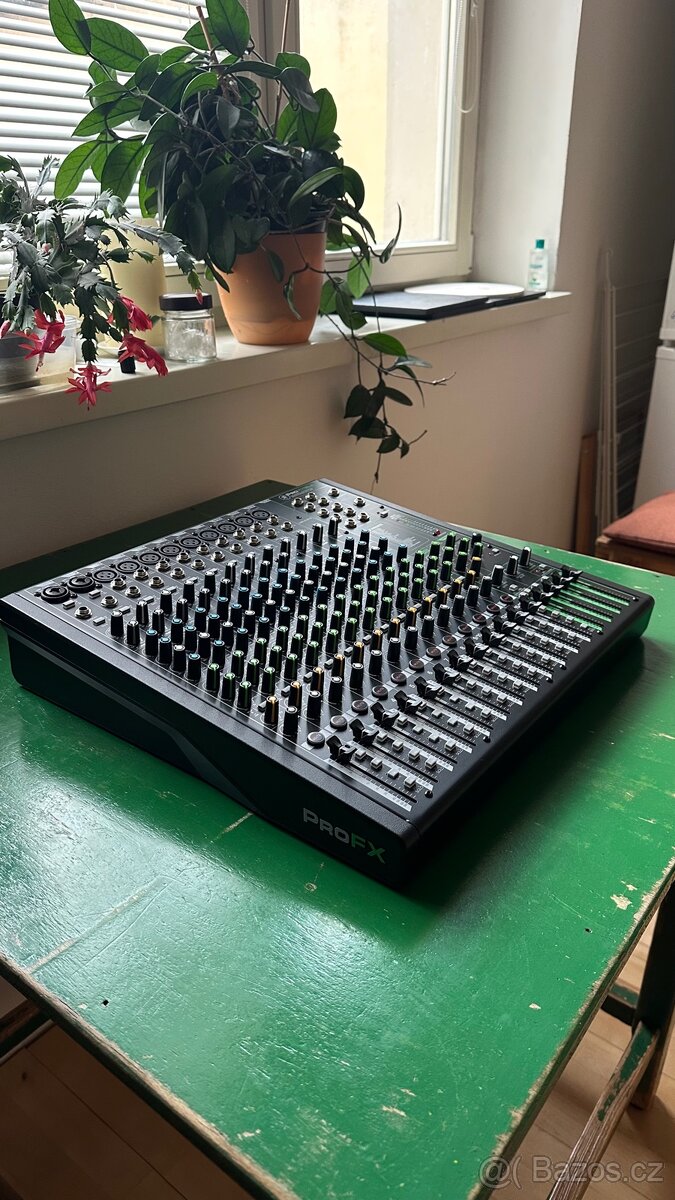 ProFX16v3 mixážní pult - 2
