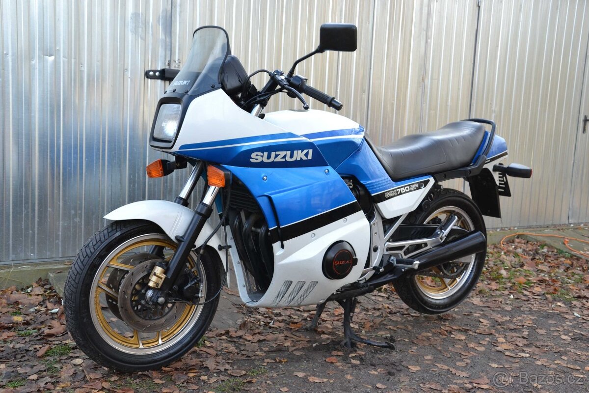 Suzuki GSX 750EF ( GR72A ) - 2