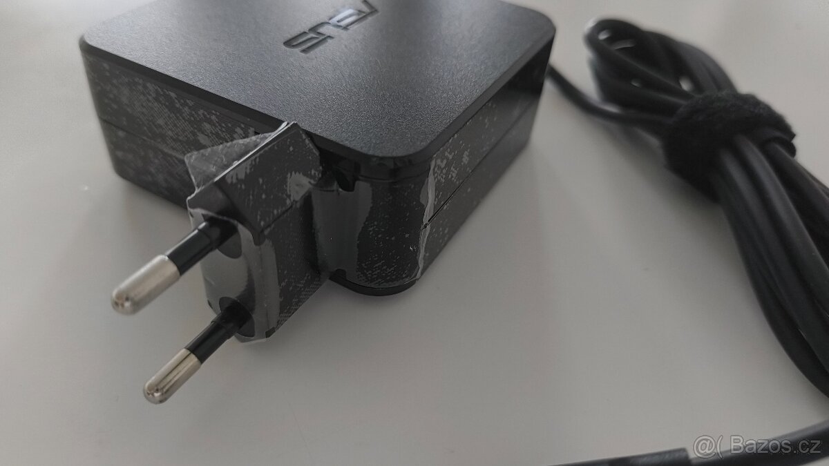 Adaptér nabíječka Asus 65W 3,25A 5-20V USB-C - 2