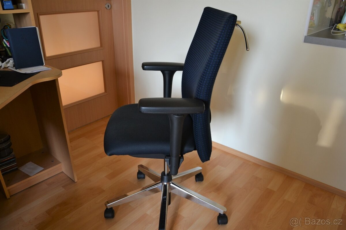 Kancelářská židle Haworth (Německo) PC 16300,- - 2