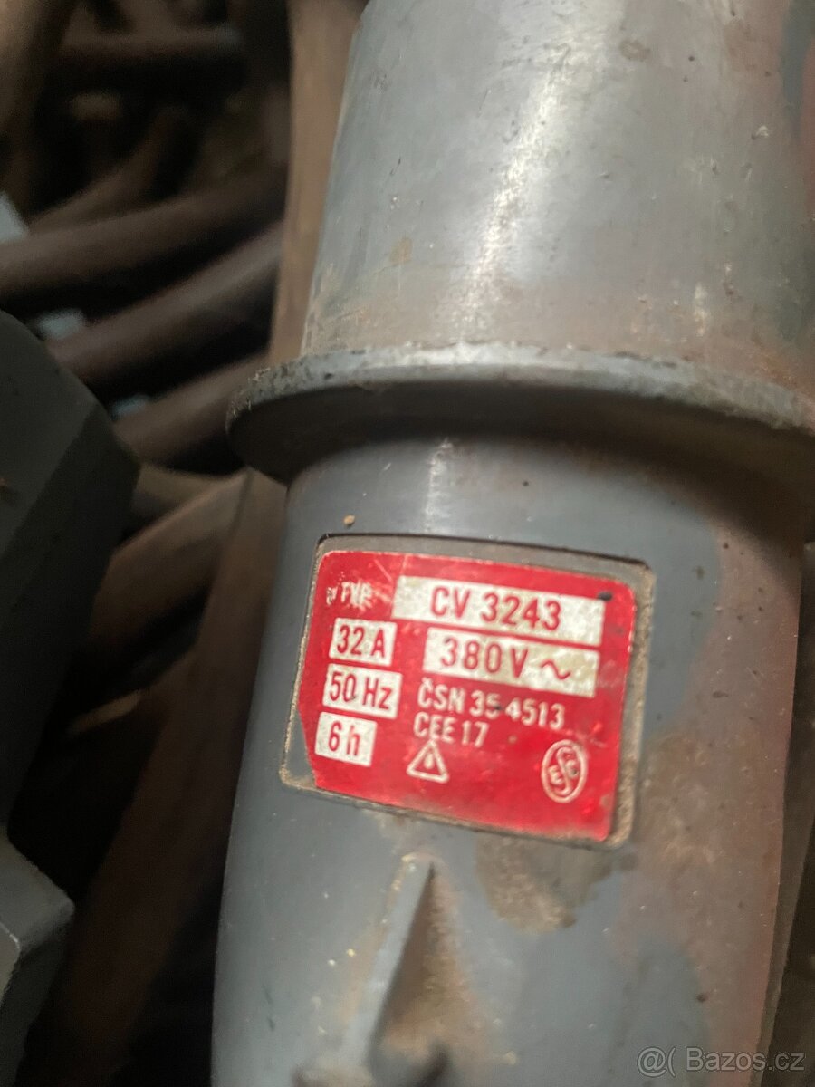 Prodlužovací kabel - 2