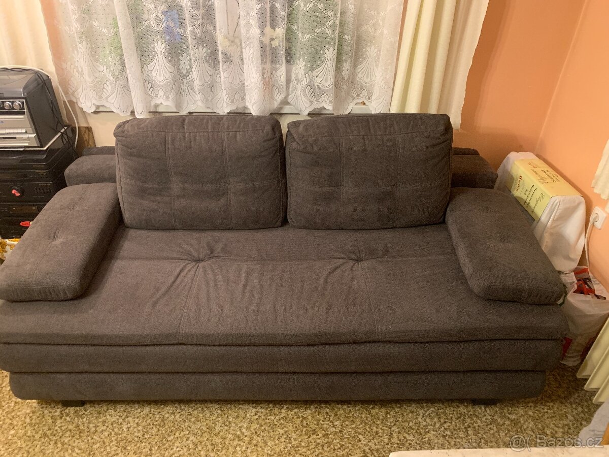 Sedací souprava jako nová. - 2