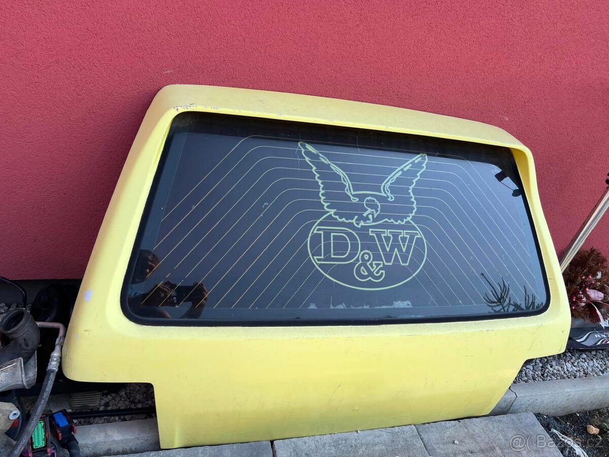 Nahraní díly Fiat Uno Turbo - 2