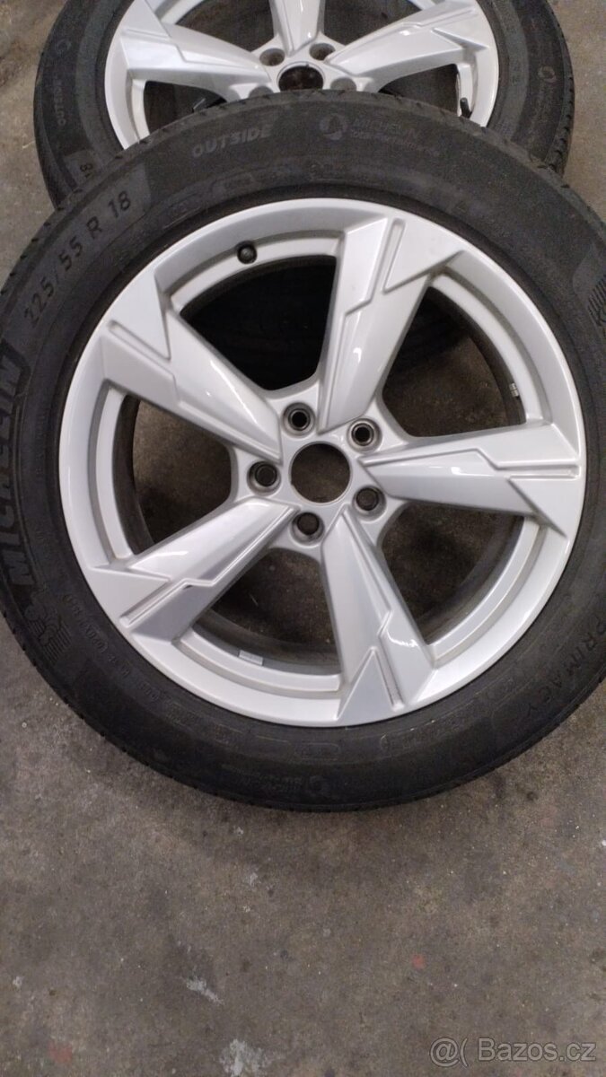 Originál ALU kola Audi r18 - 2