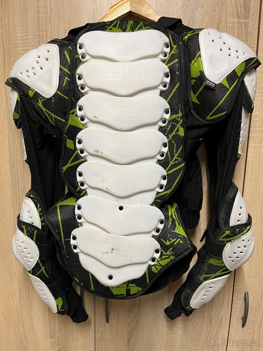 Celotělový chránič - 2