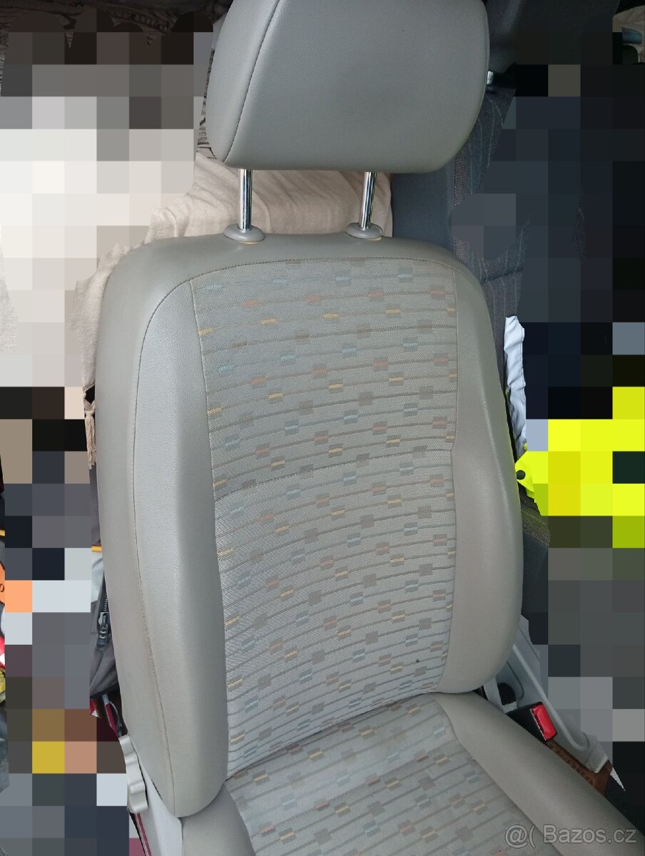 Přední sedadlo spolujezdce VW Transporter T5.1 - 2