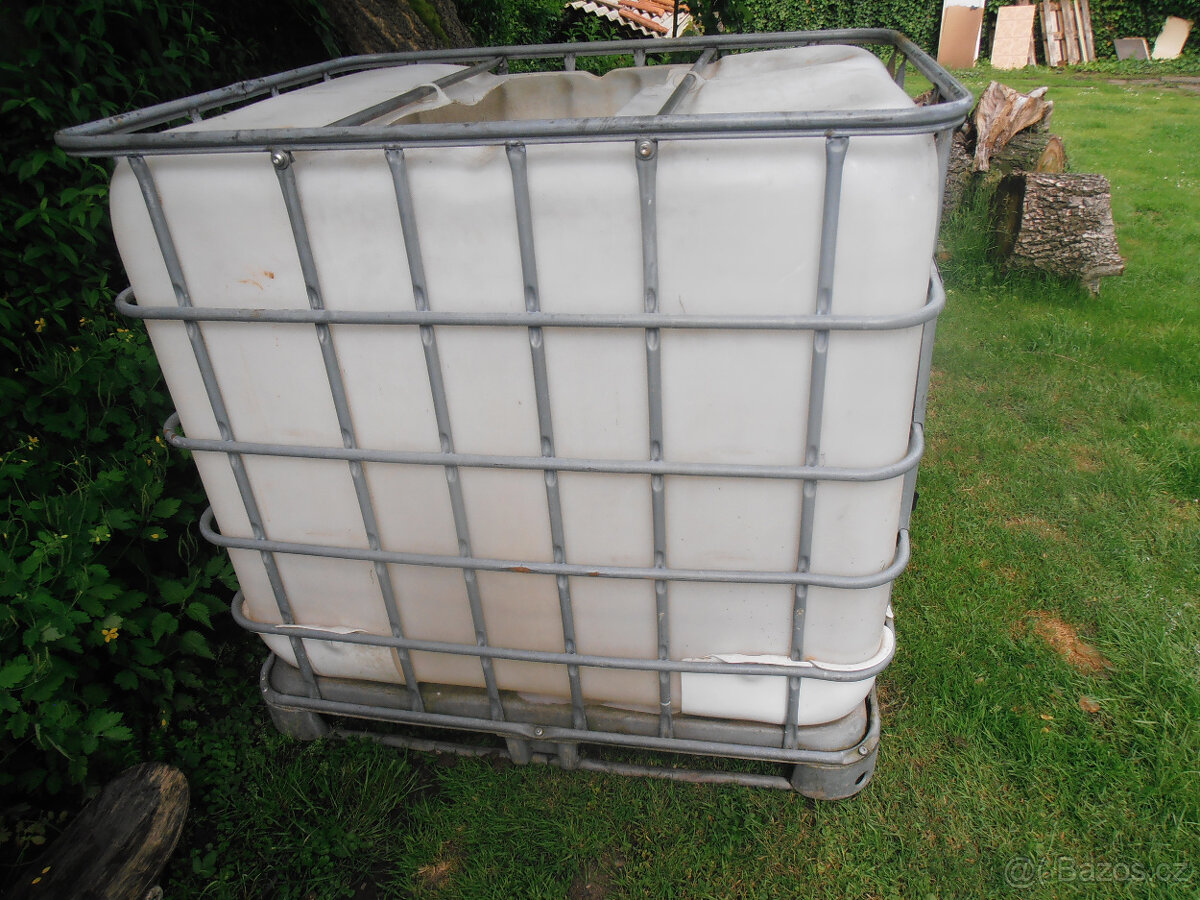 IBC KONTEJNER 1000 LITRŮ - 2