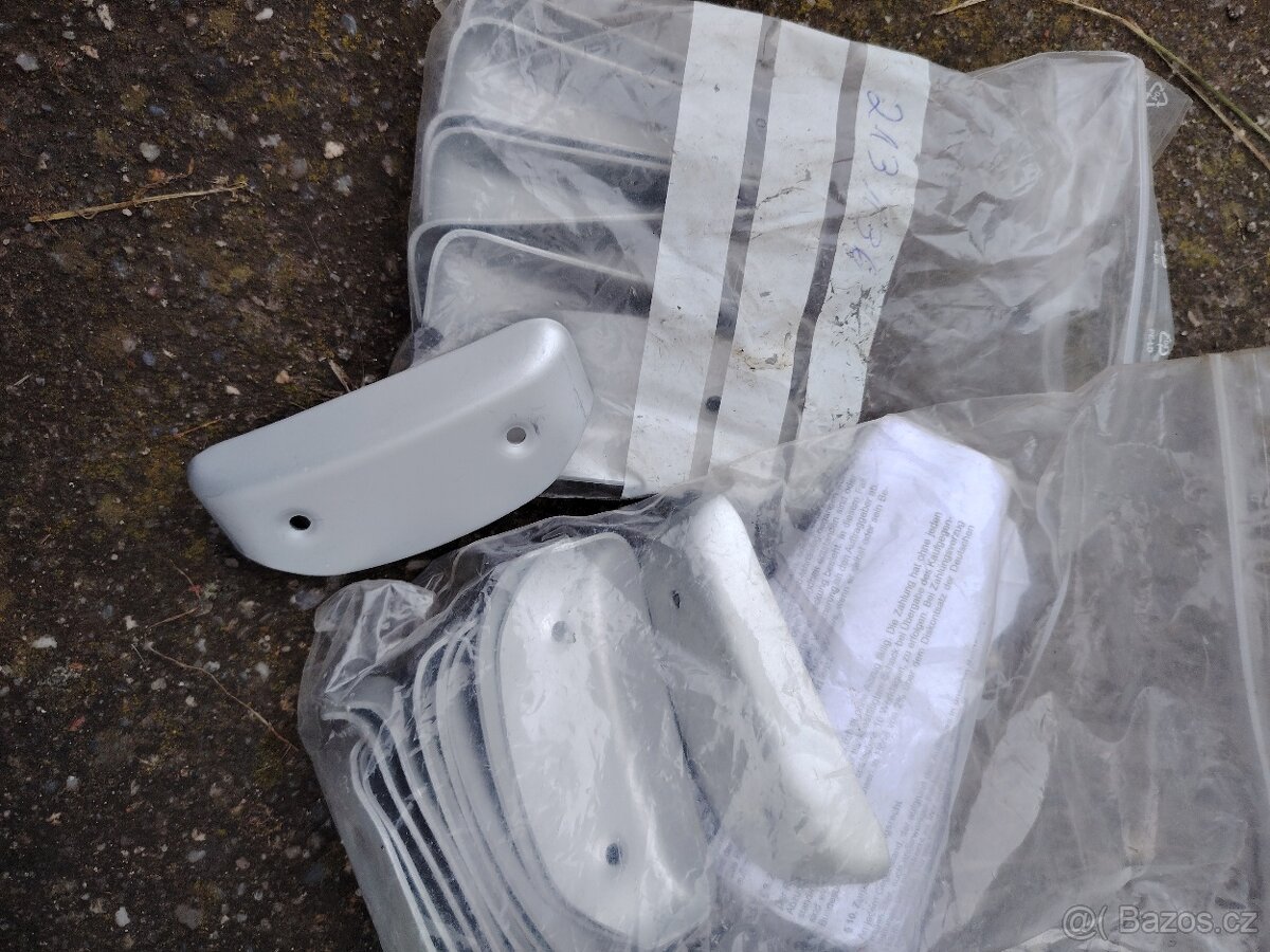 Koncovka k liště na karavan - 2