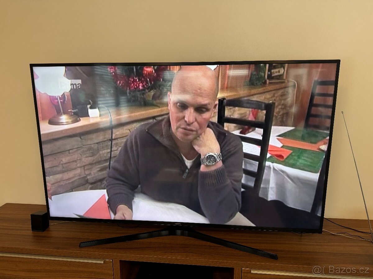 Televize Samsung 70 Smart LED 4K - 178 cm - 2