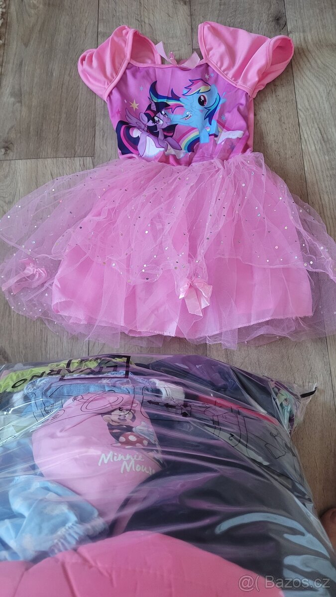 Holka oblečení 122/128 - 2