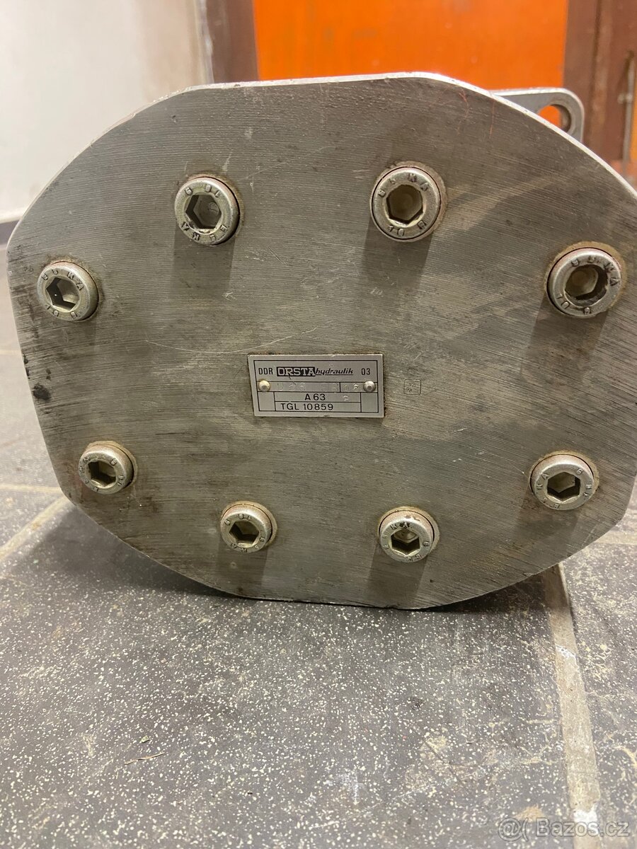 ORSTA hydraulicke cerpadlo - nepouzite - 2