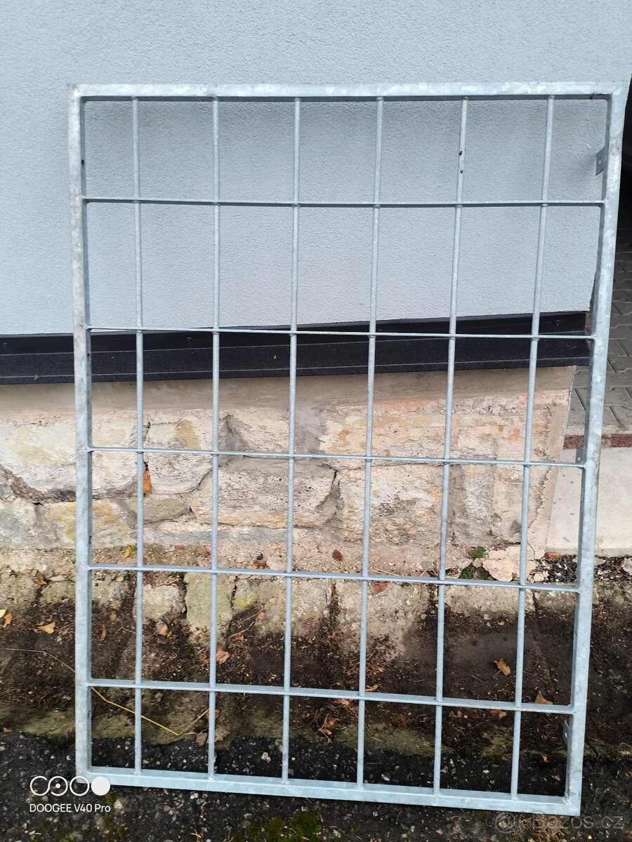 MŘÍŽ-MŘÍŽE OCELOVÉ - 2