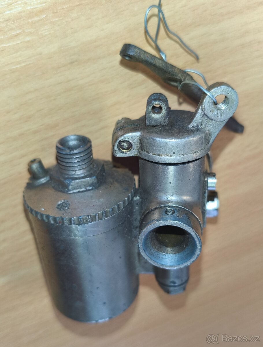 Predám karburátor Graetzin - 2