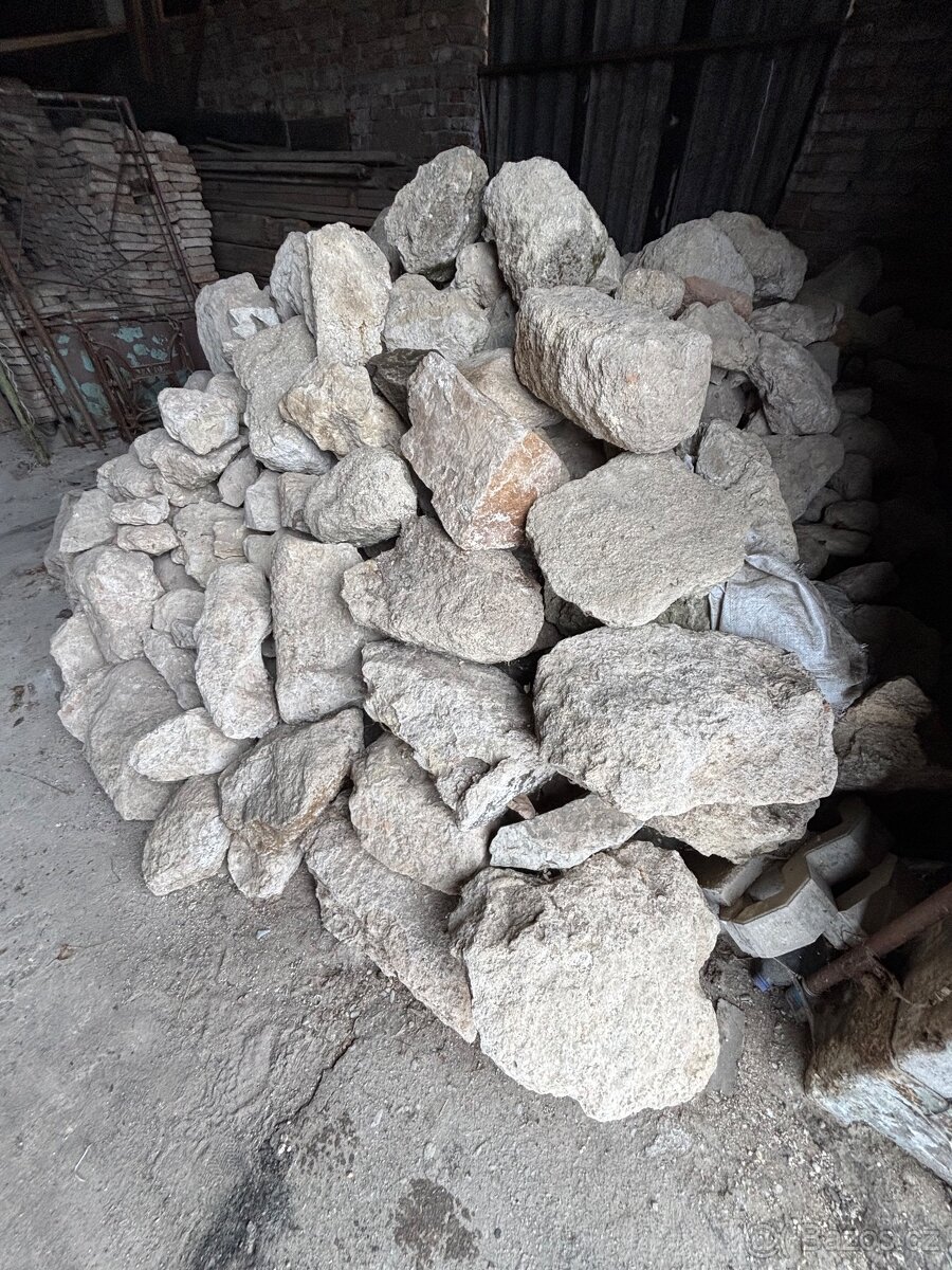 Kameny za odvoz - 2