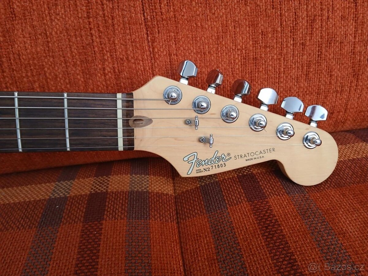 1992 Fender American Standard Stratocaster - 2