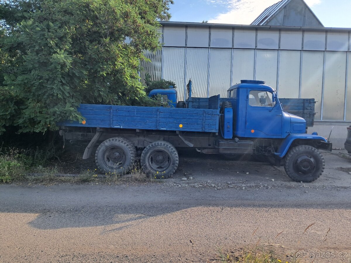 Praga V3S Valník - 2