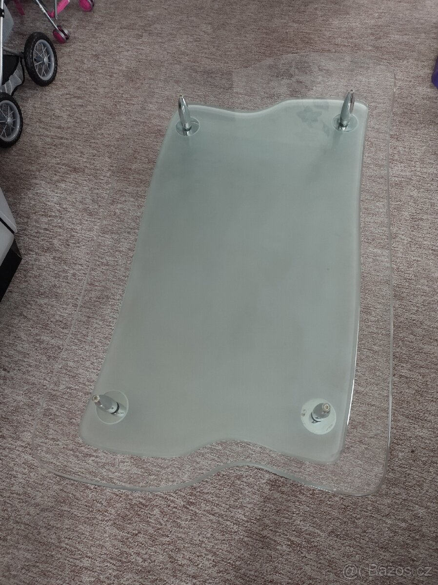 Konferenční stolek - 2