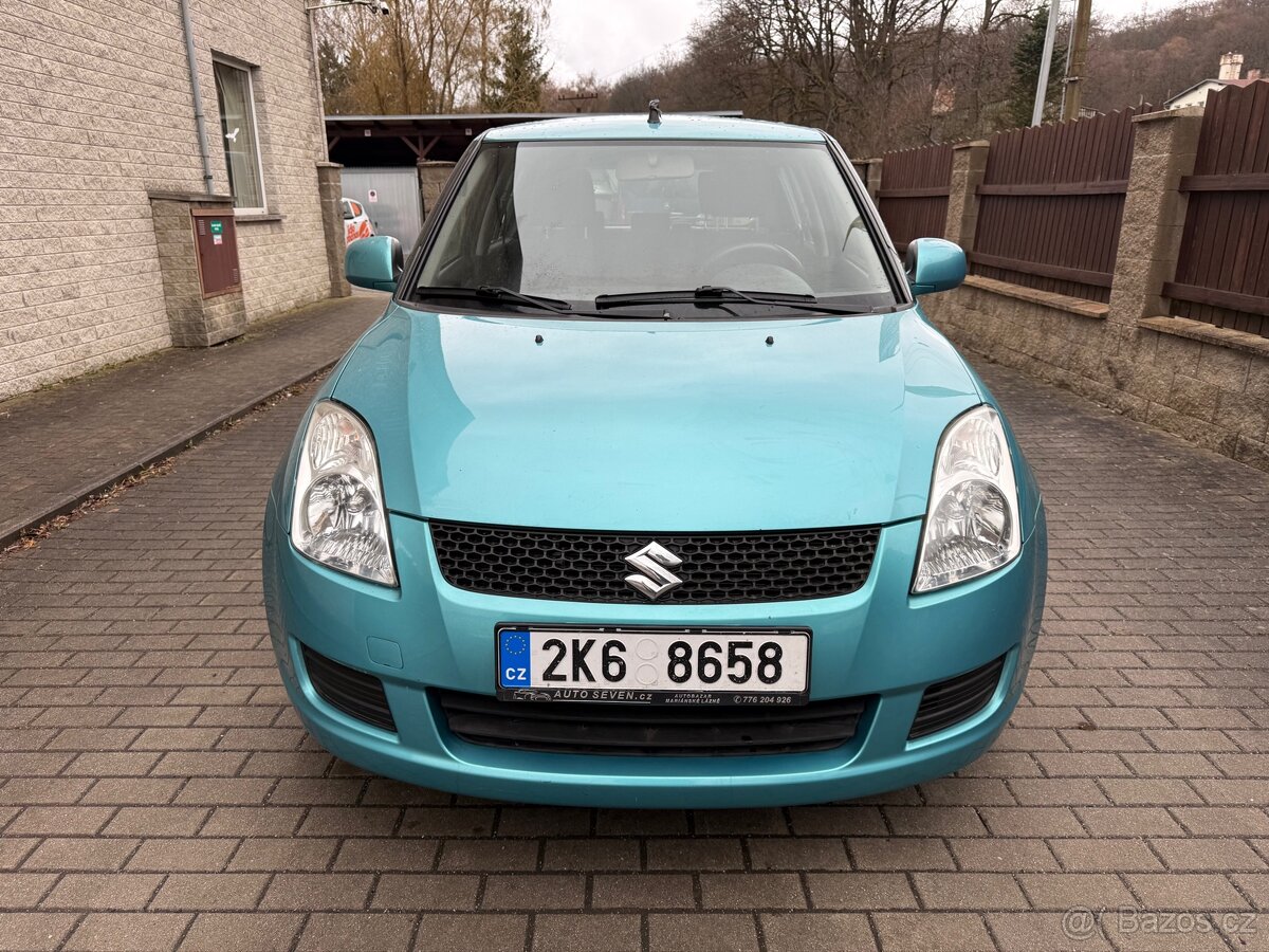 SUZUKI SWIFT GL 1,3i 16V 67kW KLIMA,STK NOVÁ - 2