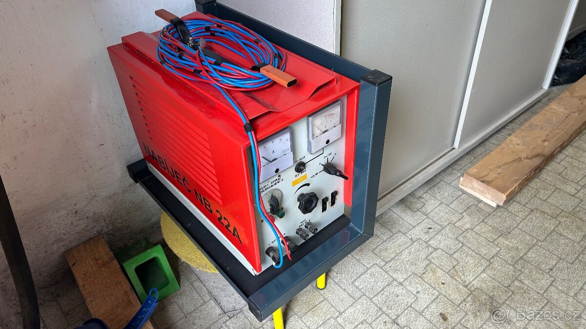 Nabíječka NB 22A - 2